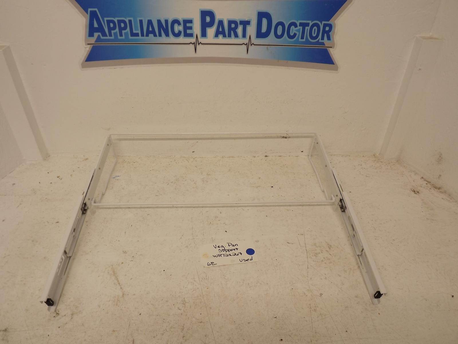 GE Refrigerator WR72X267 Vegetable Pan Support Used GE Refrigerator WR72X267 Vegetable Pan Support Used